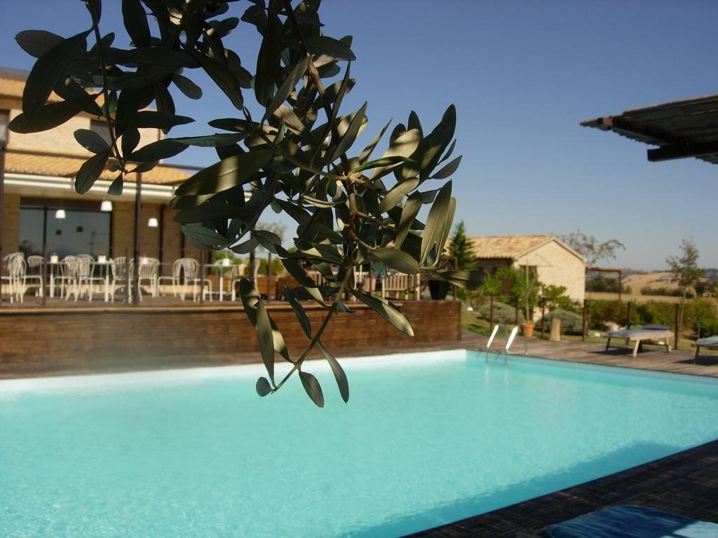 Solea Relais Di Charme- Adults Only Pensionat Trecastelli Exteriör bild
